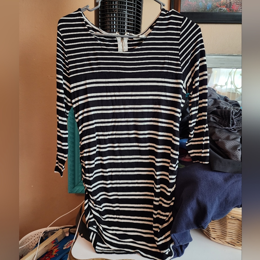 Jessica Simpson Maternity Top